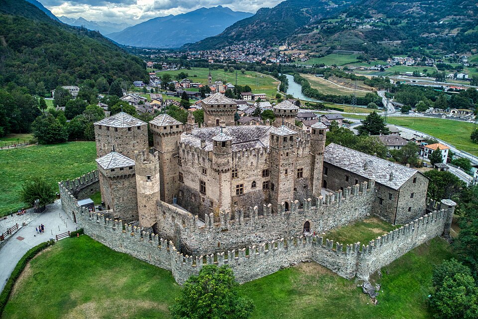 castello di Fénis