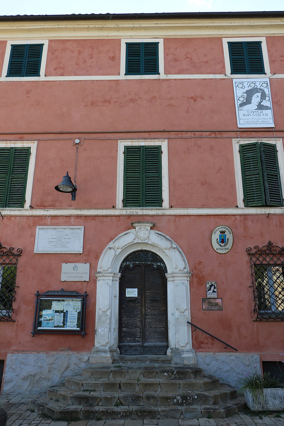 Civica raccolta di Palazzo Fossa Mancini