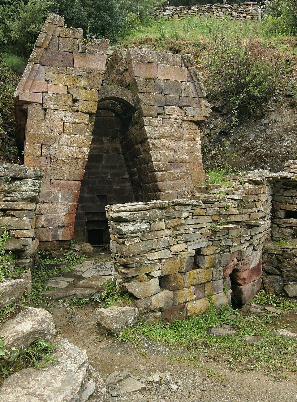 fonte sacra Su Tempiesu
