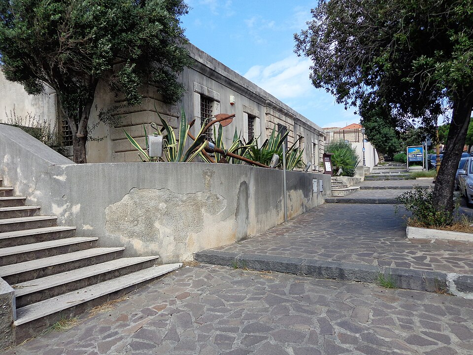 Museo etnoantropologico e naturalistico Domenico Ryolo