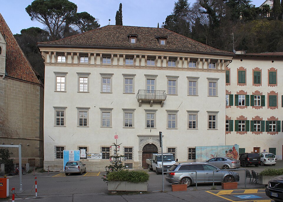Palais Mamming Museum