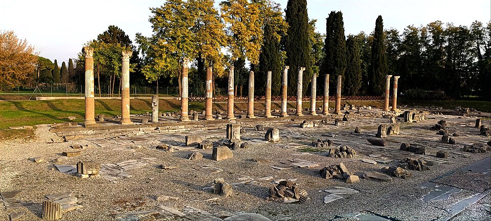 Foro:lato orientale