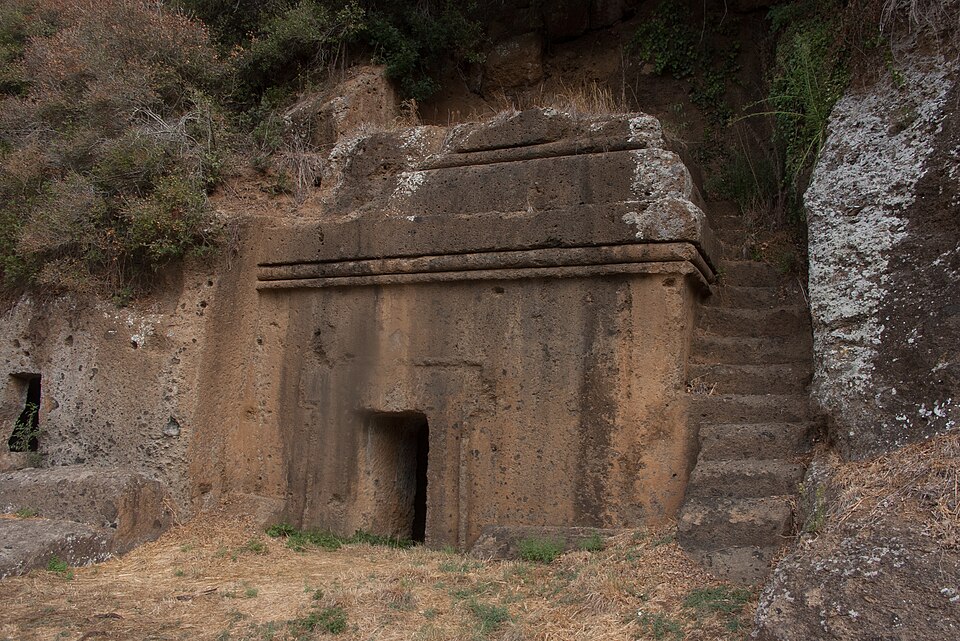 Necropoli della Casetta