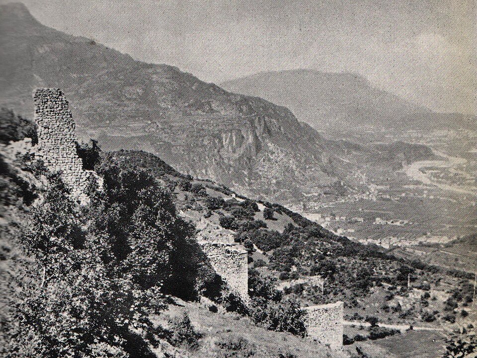 Ruderi del Castello di Dosso Maggiore