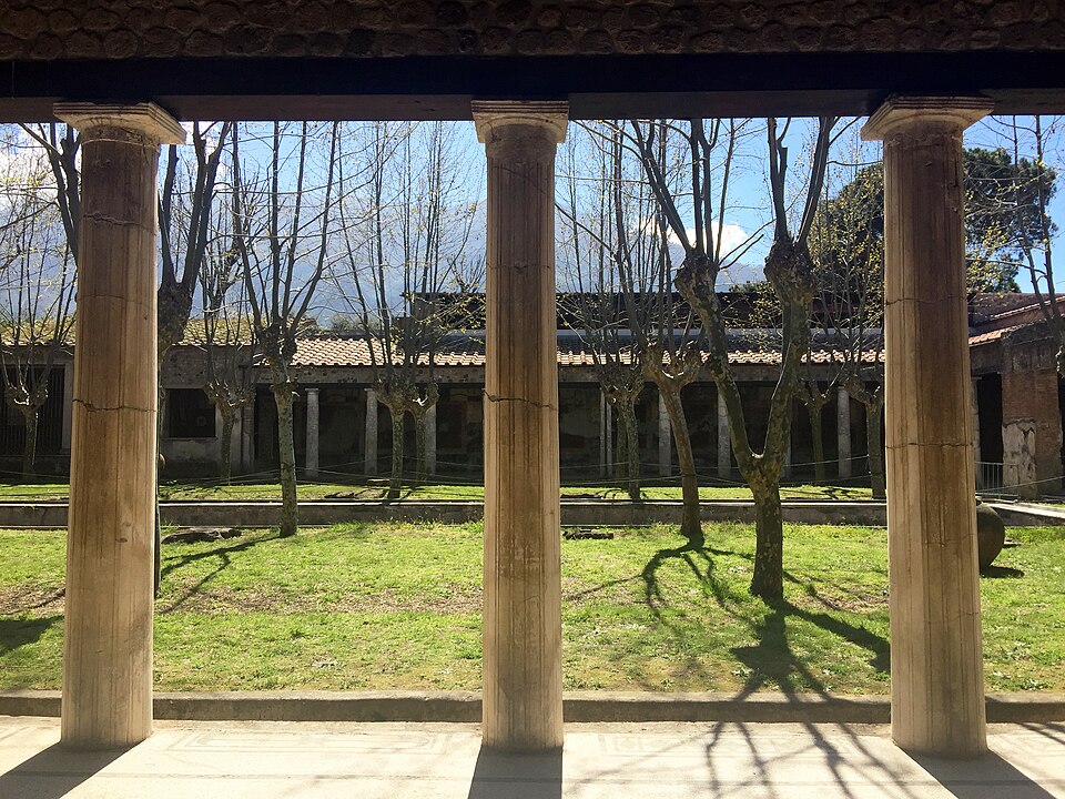 Villa del Fauno