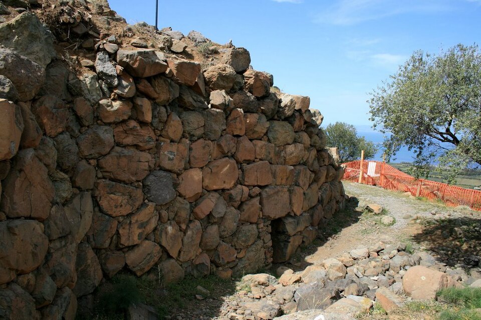 Nuraghe Domu s'Orcu