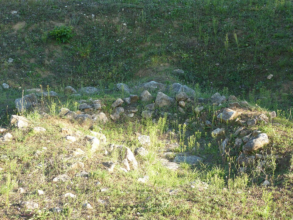 Necropoli di Fossa