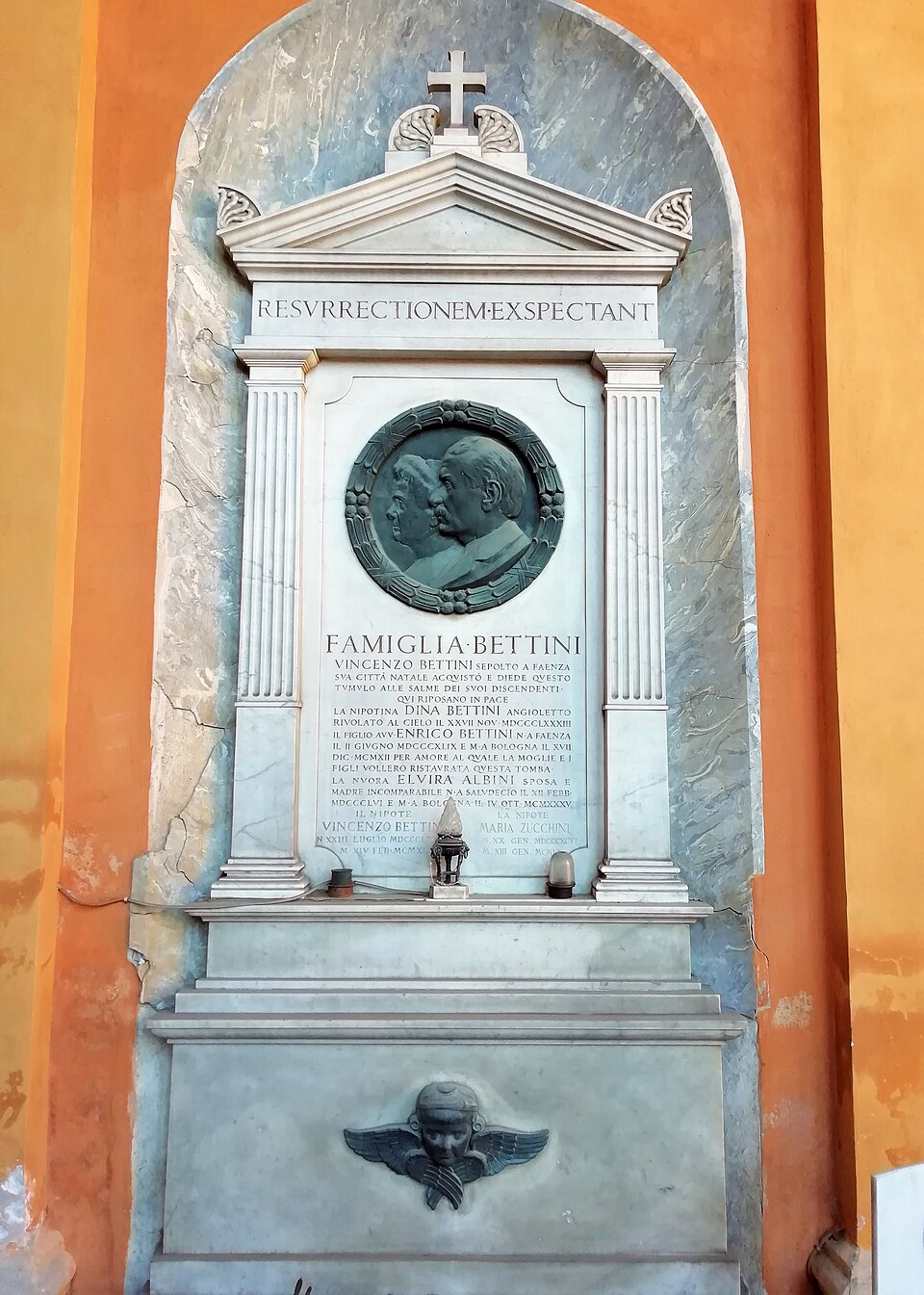 Tomba VII