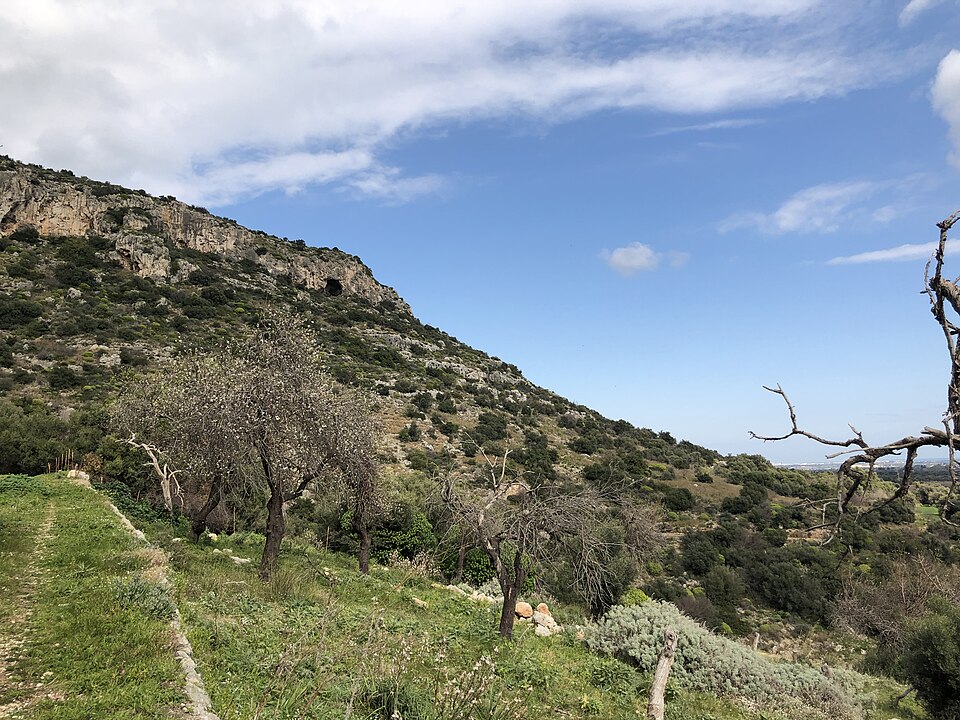 Necropoli di Cassibile