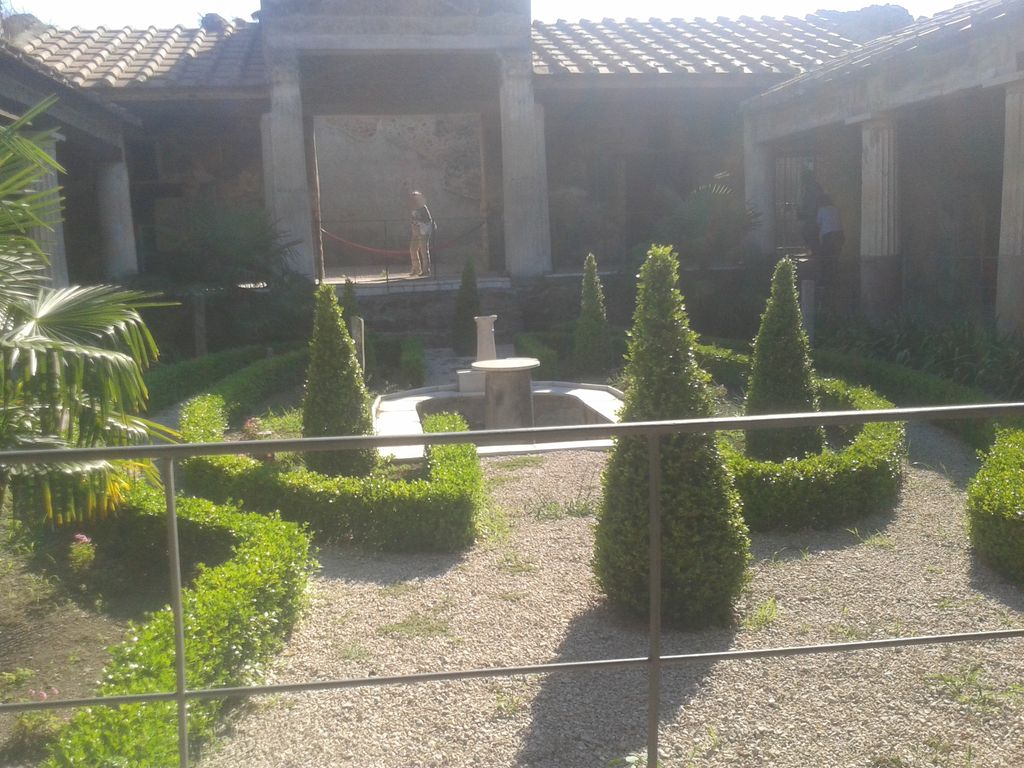 Casa VI 14, 28.33 Sog. Casa di Laocoonte