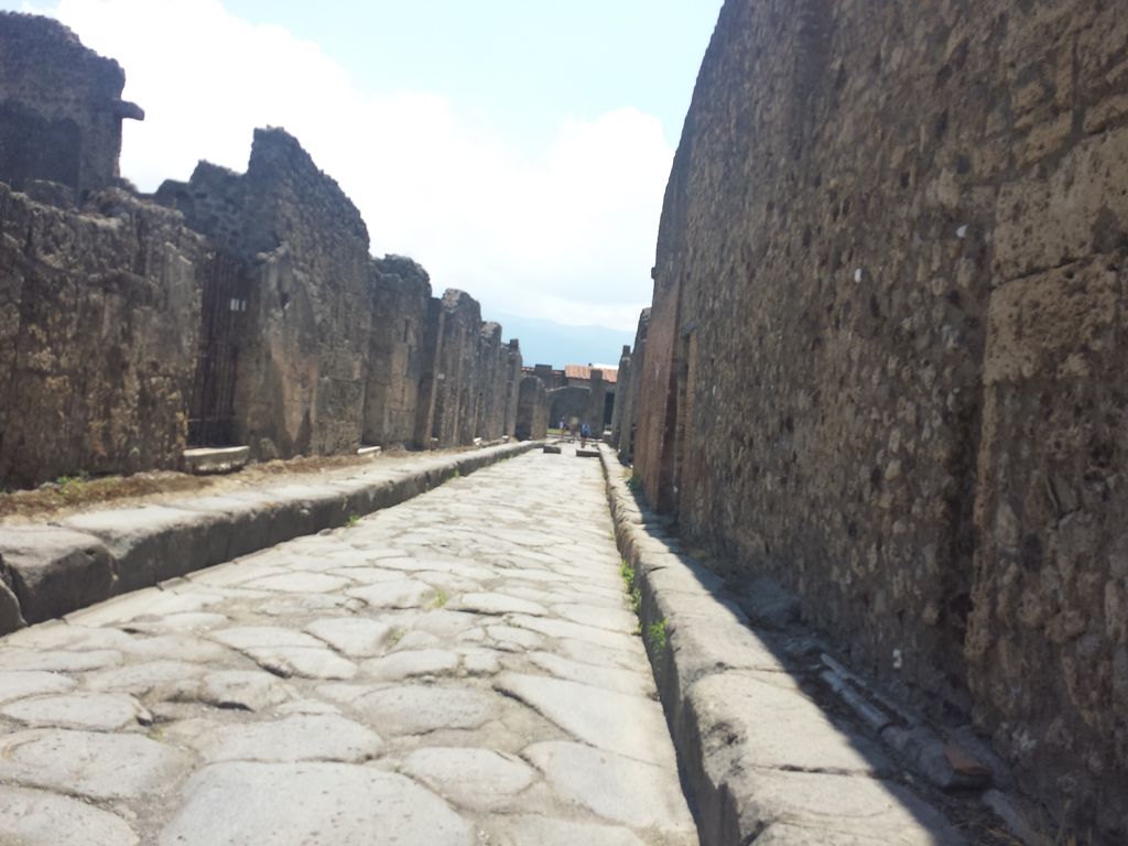 Thermopolium (VI.13.17)