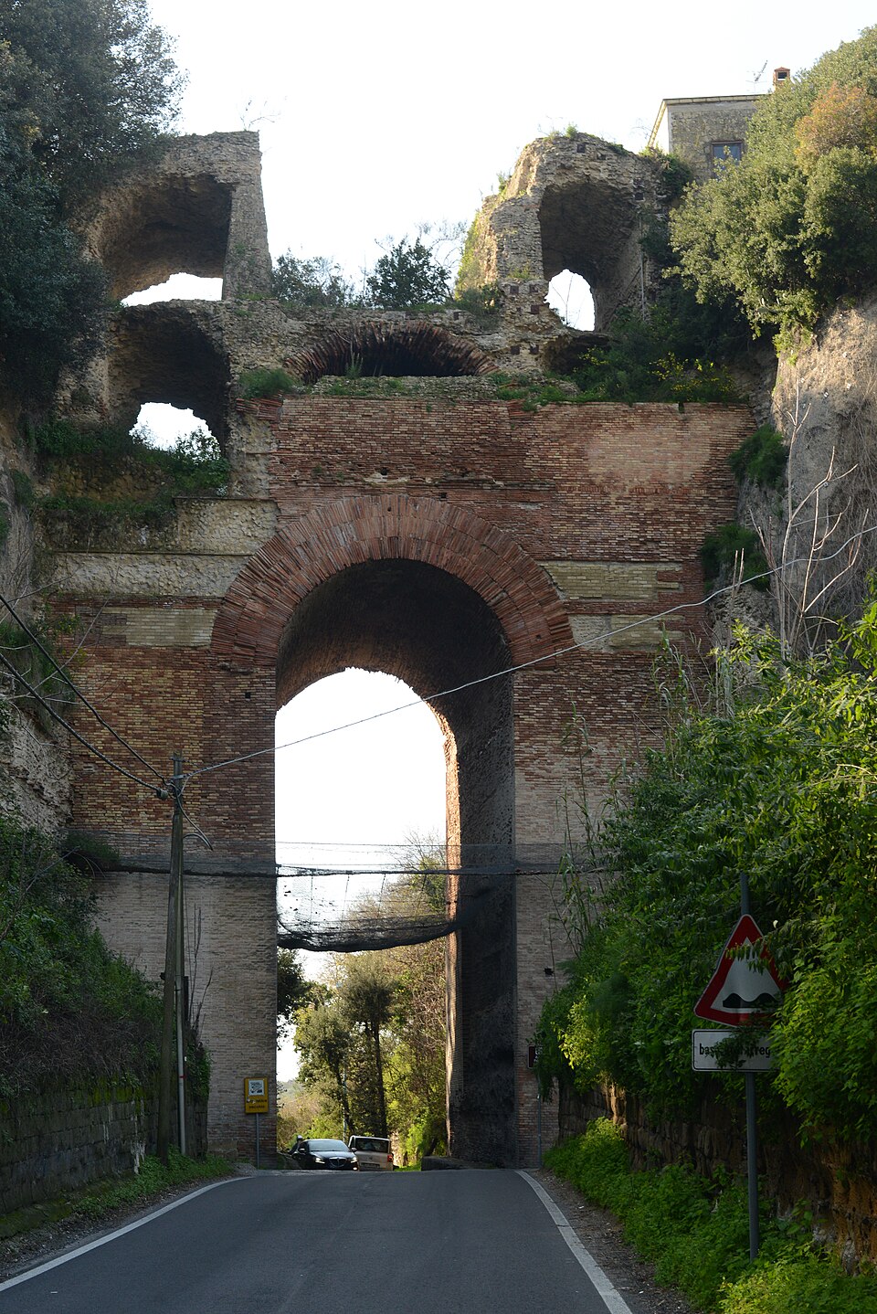 Arco Felice Vecchio
