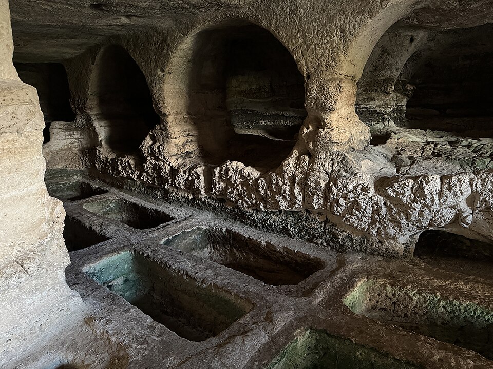Grotta delle Trabacche