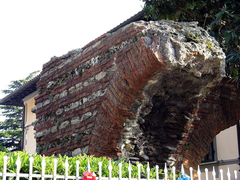 Acquedotto romano di Caldaccoli