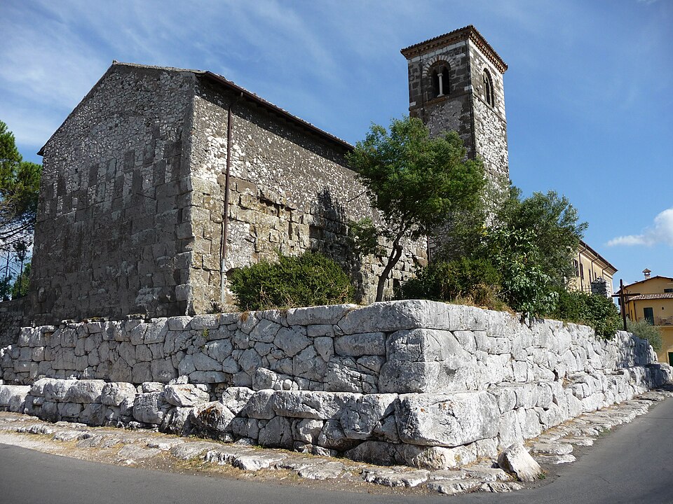 Acropoli con resti del tempio di Giunone Moneta